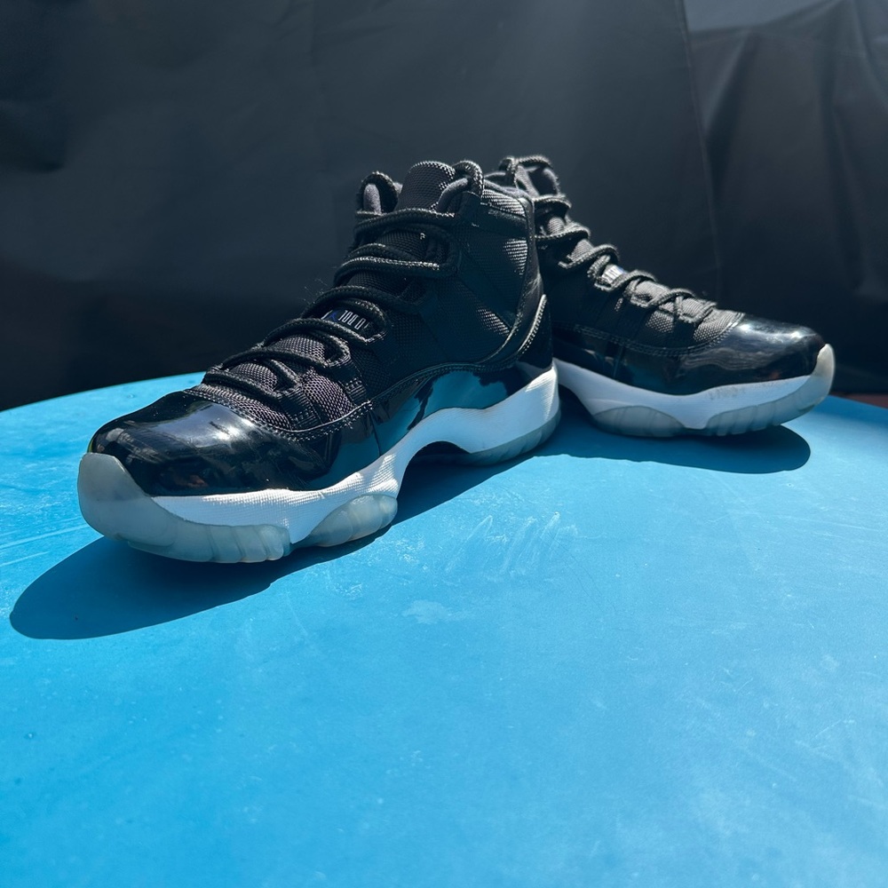 Air Jordan 11 Space Jam Size 9 Used 2016 Release